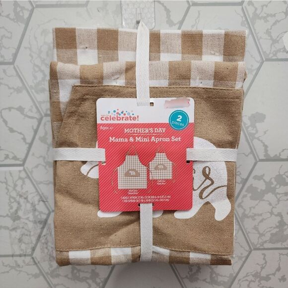 Nwt Mommy & Me Apron Set, Brown, by Way To Celebrate - Picture 9 of 9